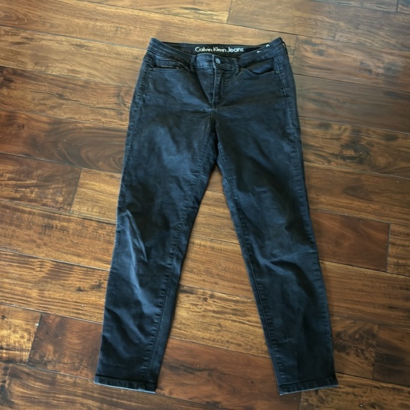 Calvin Klein | Ladies black jeans - Picture 9 of 12